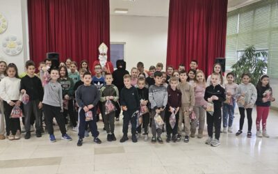 Sveti Nikola donio radost najmlađima