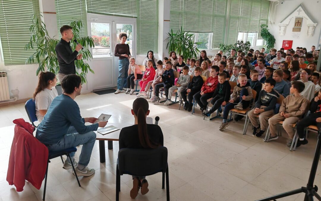 Povratak u školske klupe uz stihove: Ante Prtenjača u gostima